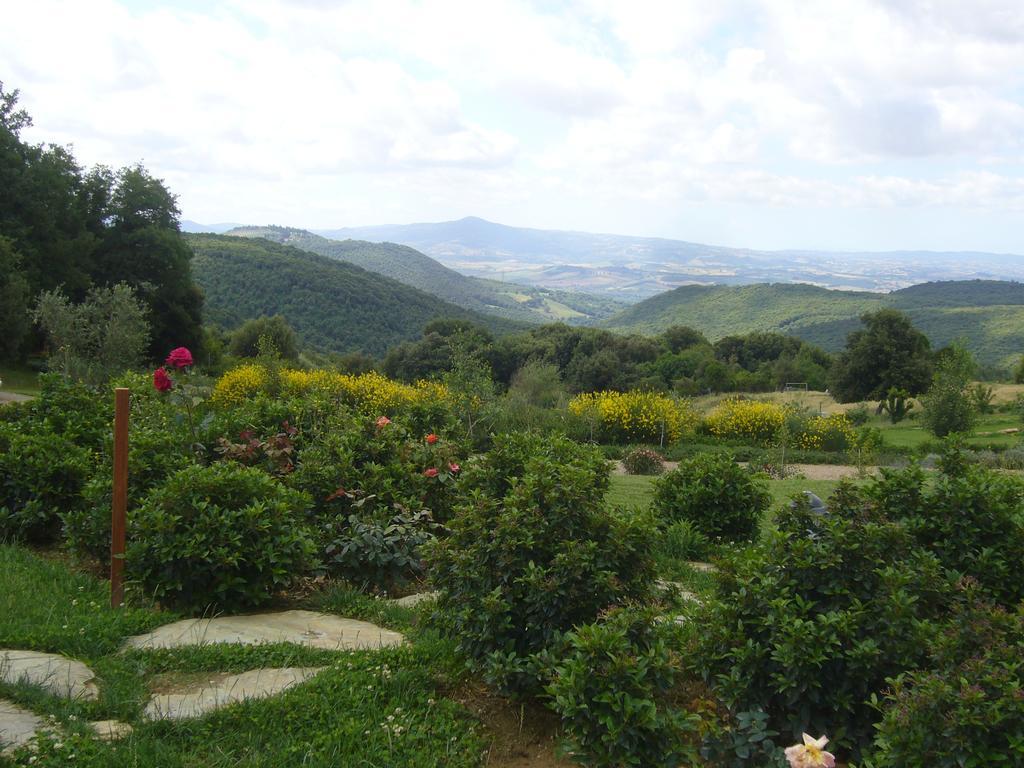 Maison d'hôtes Podere Carceroni à Poggi del Sasso Extérieur photo